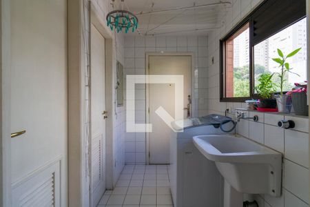 Apartamento à venda com 105m², 2 quartos e 2 vagasÁrea de serviço 