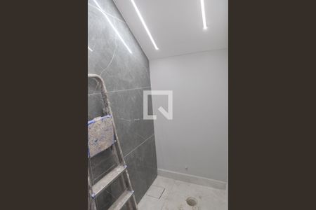 Casa à venda com 300m², 3 quartos e 5 vagasBanheiro Quarto 2