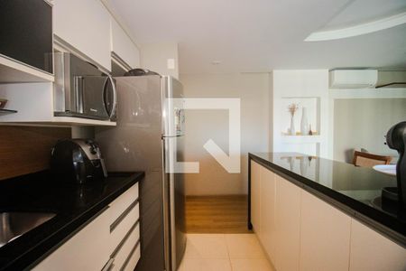 Apartamento à venda com 81m², 2 quartos e 2 vagasCozinha e Área de Serviço