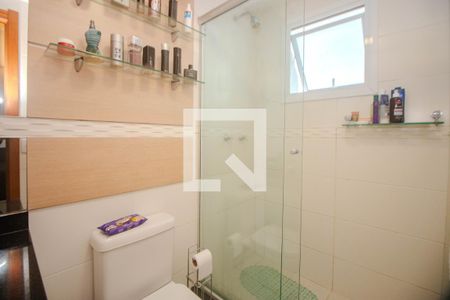 Apartamento à venda com 81m², 2 quartos e 2 vagasBanheiro da Suíte
