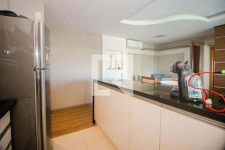 Apartamento à venda com 81m², 2 quartos e 2 vagasCozinha e Área de Serviço