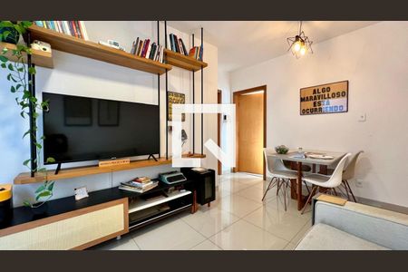 Sala de apartamento à venda com 3 quartos, 111m² em Calafate, Belo Horizonte