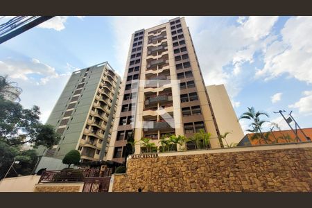 Apartamento para alugar com 100m², 3 quartos e 2 vagas Apartamento para alugar com 100m², 3 quartos e 2 vagasFachada