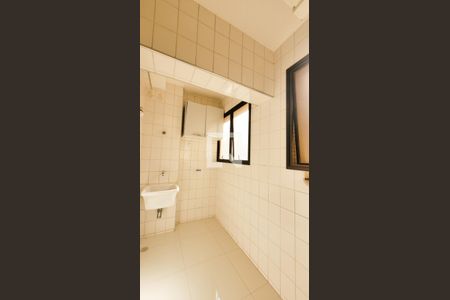 Apartamento para alugar com 100m², 3 quartos e 2 vagas Apartamento para alugar com 100m², 3 quartos e 2 vagasLavanderia