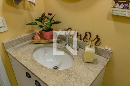 Apartamento à venda com 87m², 3 quartos e 1 vaga Apartamento à venda com 87m², 3 quartos e 1 vagaBanheiro 2