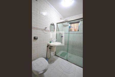 Casa para alugar com 131m², 3 quartos e 2 vagasBanheiro Social