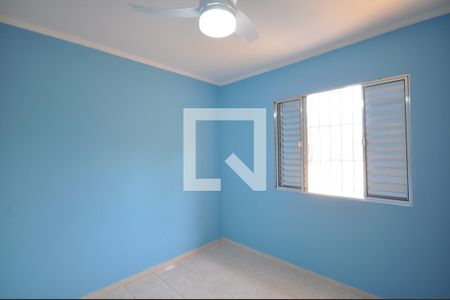 Casa para alugar com 131m², 3 quartos e 2 vagasQuarto 2