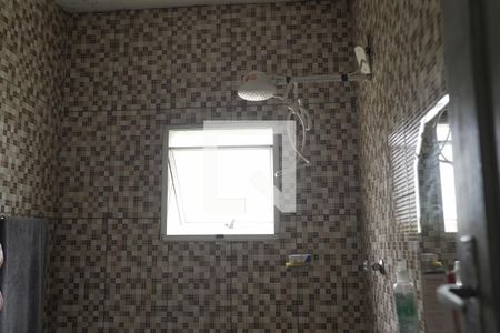 Casa à venda com 150m², 4 quartos e 4 vagasBanheiro 1