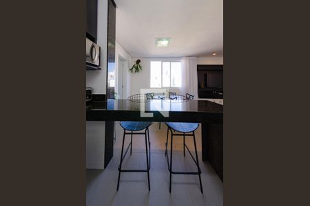 Apartamento para alugar com 64m², 2 quartos e 2 vagas Apartamento para alugar com 64m², 2 quartos e 2 vagasCozinha