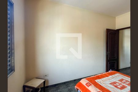 Casa à venda com 175m², 3 quartos e 2 vagasQuarto 1