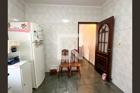 Casa à venda com 175m², 3 quartos e 2 vagasCozinha