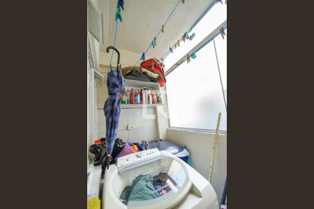 Apartamento para alugar com 75m², 2 quartos e 1 vaga Apartamento para alugar com 75m², 2 quartos e 1 vagaCozinha e Área de Serviço