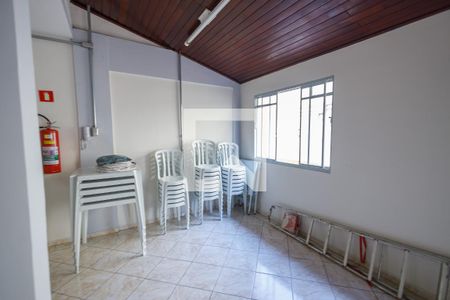 Apartamento para alugar com 75m², 2 quartos e 1 vaga Apartamento para alugar com 75m², 2 quartos e 1 vagaÁrea comum - Salão de festas