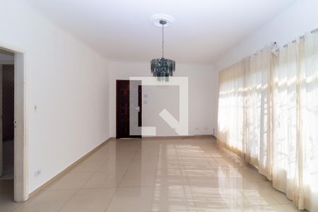 Sala de casa para alugar com 3 quartos, 300m² em Vila Ivone, São Paulo