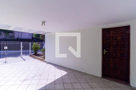 Casa para alugar com 300m², 3 quartos e 4 vagasGaragem
