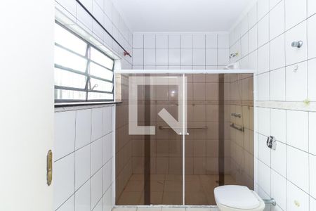 Casa para alugar com 300m², 3 quartos e 4 vagasBanheiro 1