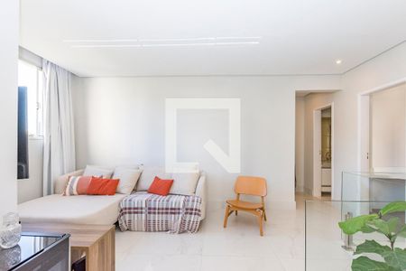 Apartamento para alugar com 140m², 3 quartos e 2 vagas Apartamento para alugar com 140m², 3 quartos e 2 vagasPiso superior Sala 2