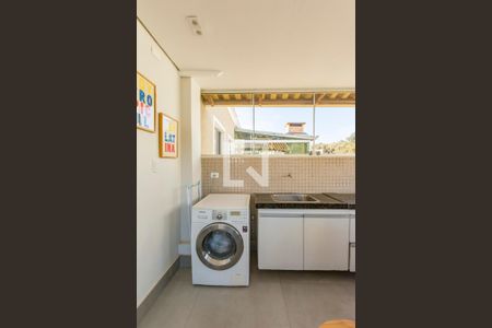 Apartamento para alugar com 140m², 3 quartos e 2 vagas Apartamento para alugar com 140m², 3 quartos e 2 vagasLavanderia