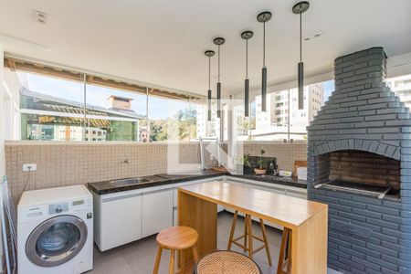 Apartamento para alugar com 140m², 3 quartos e 2 vagas Apartamento para alugar com 140m², 3 quartos e 2 vagasLavanderia