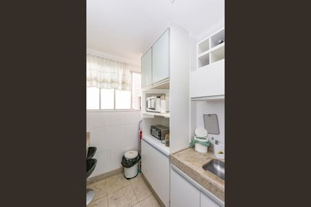 Apartamento para alugar com 140m², 3 quartos e 2 vagas Apartamento para alugar com 140m², 3 quartos e 2 vagasCozinha