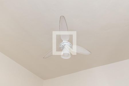 Sala de casa para alugar com 1 quarto, 49m² em Penha Circular, Rio de Janeiro