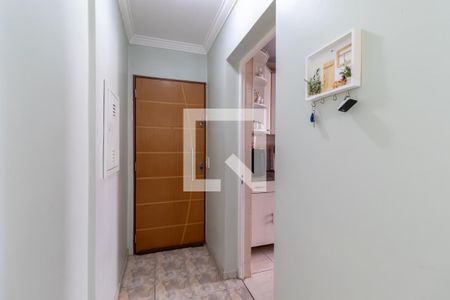 Apartamento à venda com 75m², 2 quartos e 1 vagaCorredor de Entrada