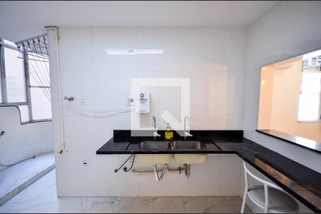 Apartamento à venda com 70m², 2 quartos e sem vaga Apartamento à venda com 70m², 2 quartos e sem vagaCozinha