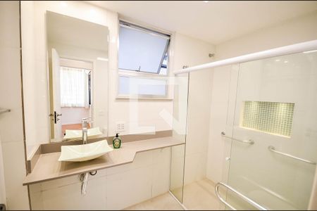 Apartamento à venda com 70m², 2 quartos e sem vaga Apartamento à venda com 70m², 2 quartos e sem vagaBanheiro