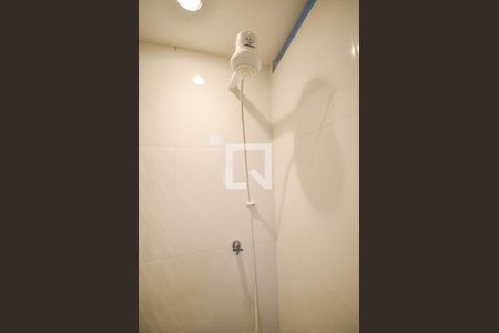 Apartamento à venda com 70m², 2 quartos e sem vaga Apartamento à venda com 70m², 2 quartos e sem vagaBanheiro de Serviço