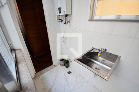 Apartamento à venda com 70m², 2 quartos e sem vaga Apartamento à venda com 70m², 2 quartos e sem vagaÁrea de Serviço