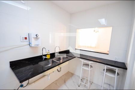 Apartamento à venda com 70m², 2 quartos e sem vaga Apartamento à venda com 70m², 2 quartos e sem vagaCozinha