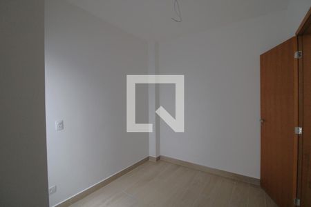 Quarto 2 de casa à venda com 3 quartos, 108m² em Jardim Sabara, São Paulo