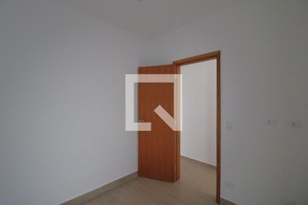 Casa à venda com 108m², 3 quartos e 2 vagasQuarto 2