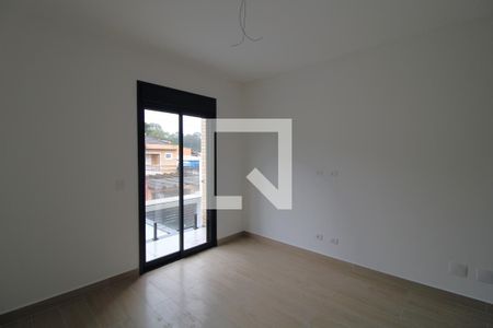 Casa à venda com 108m², 3 quartos e 2 vagasSuíte