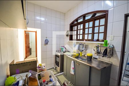 Casa à venda com 152m², 3 quartos e sem vaga Casa à venda com 152m², 3 quartos e sem vagaCozinha