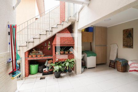 Casa à venda com 161m², 3 quartos e 2 vagasChurrasqueira e Área de Serviço