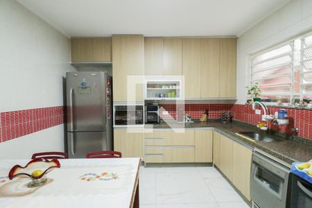 Casa à venda com 161m², 3 quartos e 2 vagasCozinha