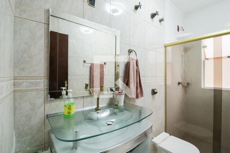 Casa à venda com 161m², 3 quartos e 2 vagasBanheiro 1