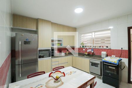 Casa à venda com 161m², 3 quartos e 2 vagasCozinha
