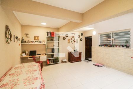 Casa à venda com 161m², 3 quartos e 2 vagasChurrasqueira e Área de Serviço