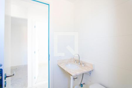 Apartamento à venda com 57m², 2 quartos e 1 vaga Apartamento à venda com 57m², 2 quartos e 1 vagaBanheiro social