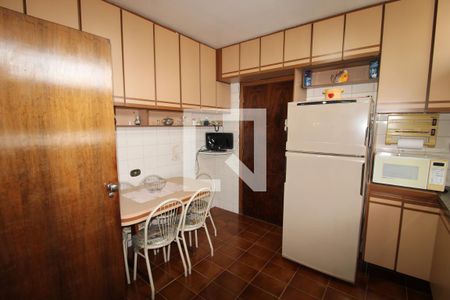 Apartamento à venda com 120m², 3 quartos e 4 vagasCozinha
