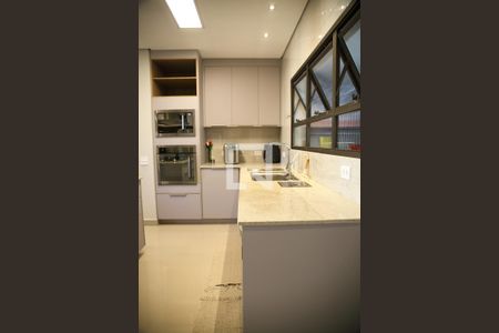 Apartamento para alugar com 230m², 4 quartos e 3 vagasCozinha