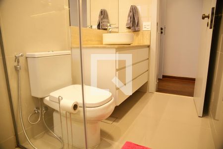 Apartamento para alugar com 230m², 4 quartos e 3 vagasBanheiro da Suíte 2