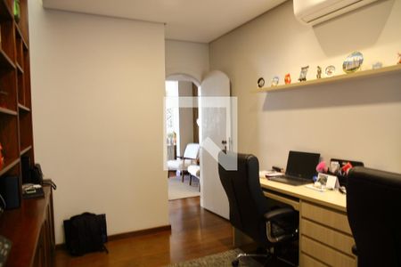 Apartamento para alugar com 230m², 4 quartos e 3 vagasQuarto 2/ Escritório