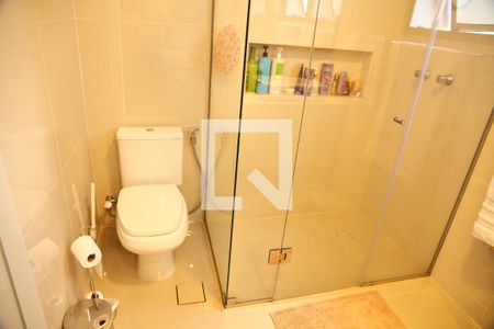 Apartamento para alugar com 230m², 4 quartos e 3 vagasBanheiro Suíte 1