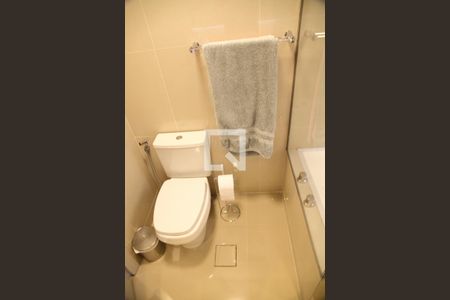 Apartamento para alugar com 230m², 4 quartos e 3 vagasBanheiro Social