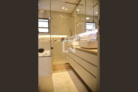 Apartamento para alugar com 230m², 4 quartos e 3 vagasBanheiro Social