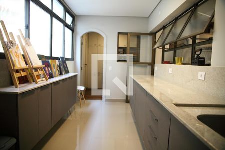 Apartamento para alugar com 230m², 4 quartos e 3 vagasÁrea de Serviço