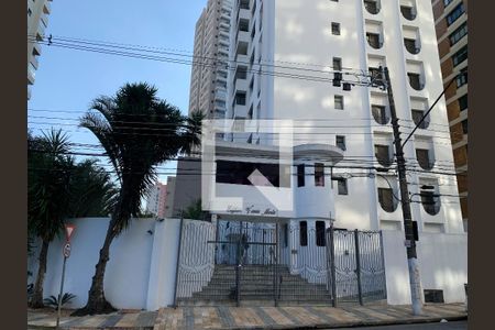 Apartamento para alugar com 230m², 4 quartos e 3 vagasFachada